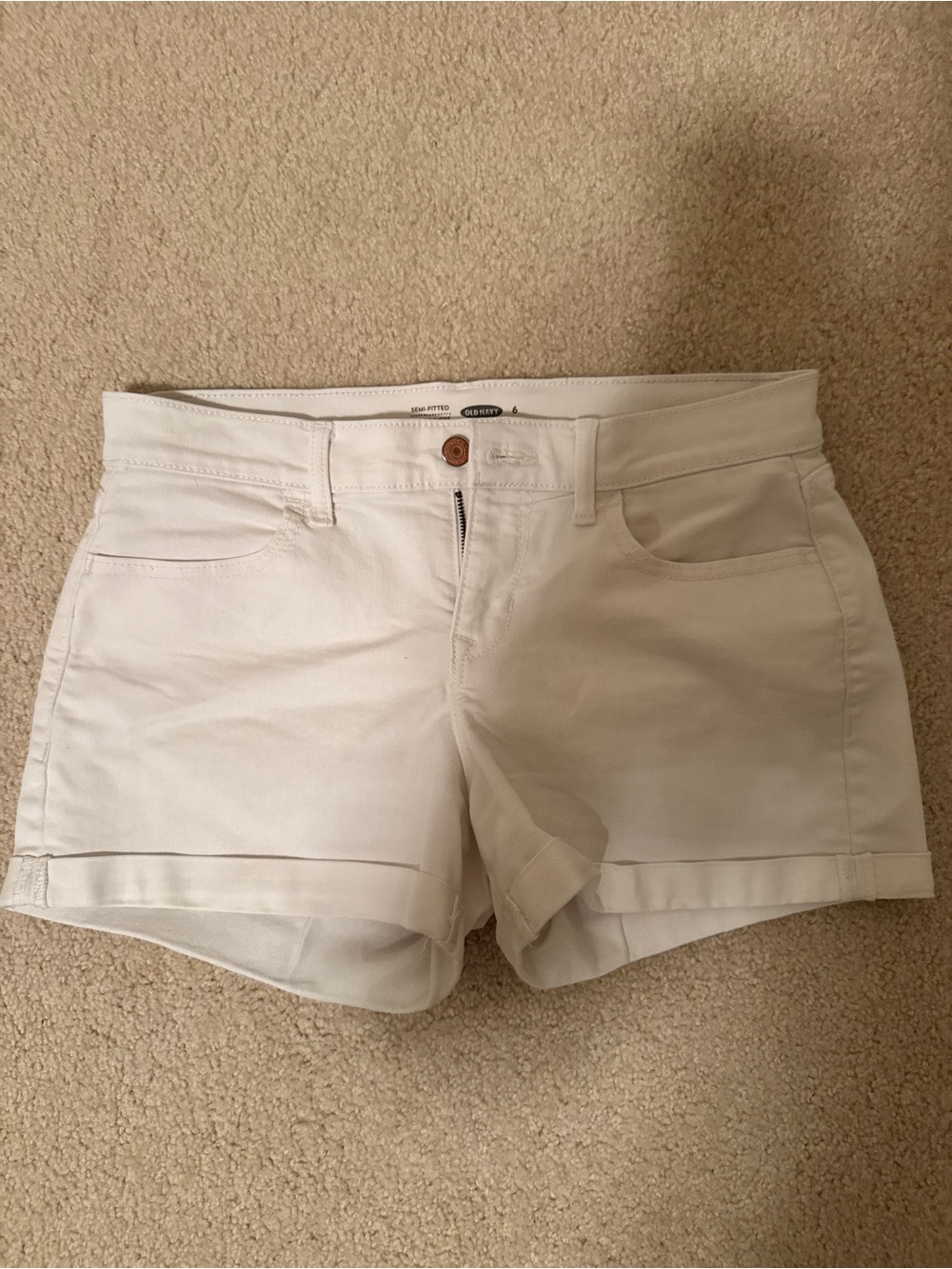 Old Navy White Women's Jean Shorts Size 6